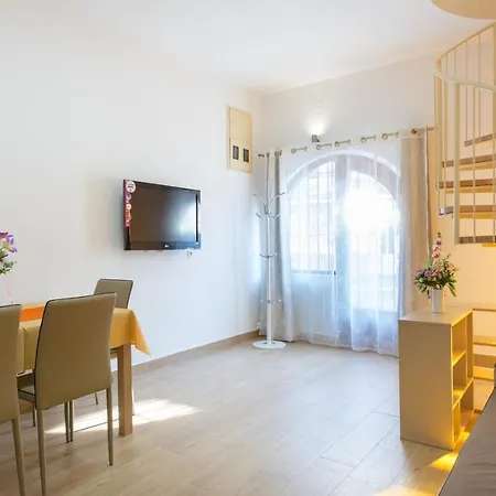 Bralic شقة Kaštela